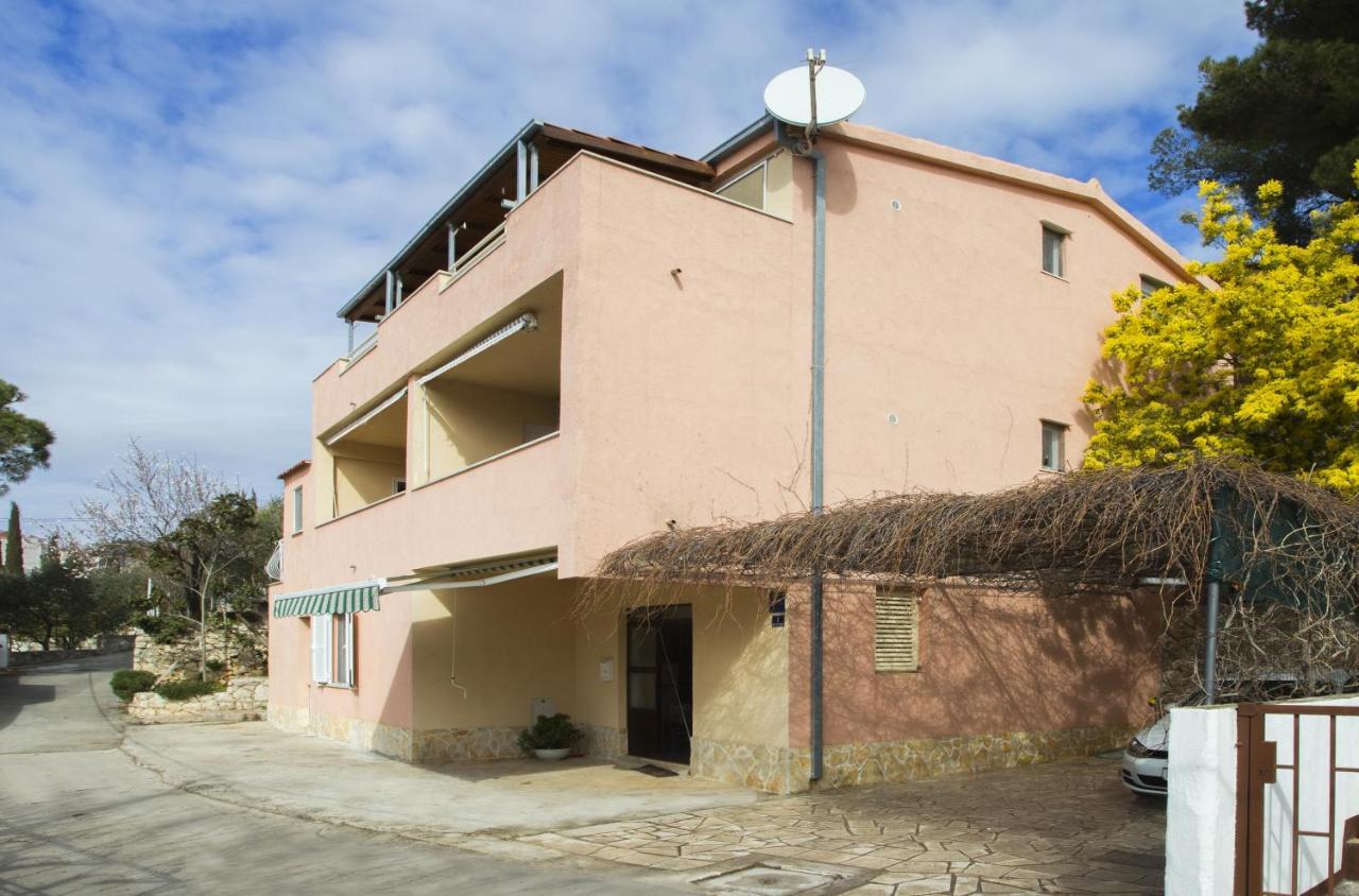 Apartments By The Sea Mavarstica, Ciovo - 12696 Trogir Eksteriør billede