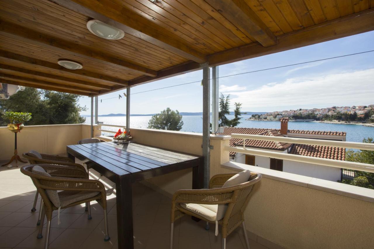 Apartments By The Sea Mavarstica, Ciovo - 12696 Trogir Eksteriør billede